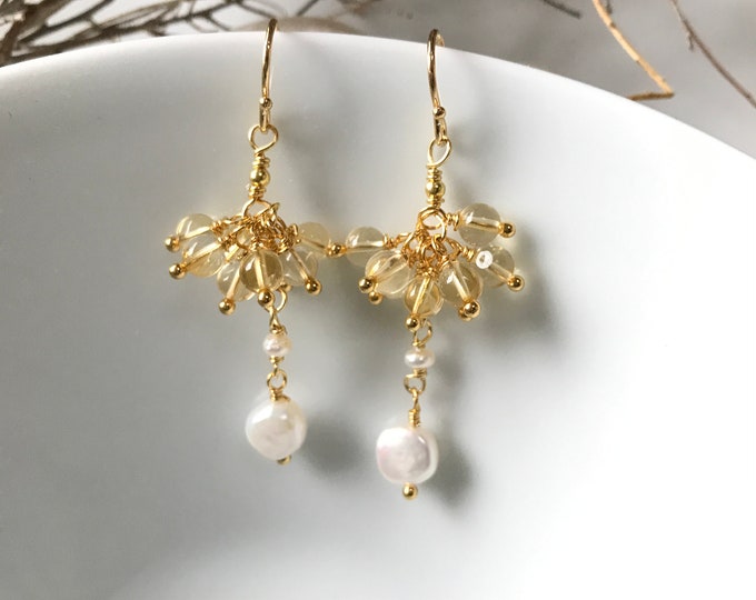 Temple - earrings made of citrine (AA), freshwater pearls and silver gold plated (925), luminous, noble earrings, gift for women