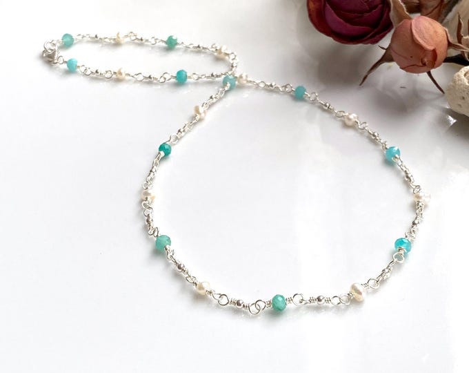 Dainty necklace made of amazonite and freshwater pearls with silver (925), necklace with stones wrapped on silver, gift for women