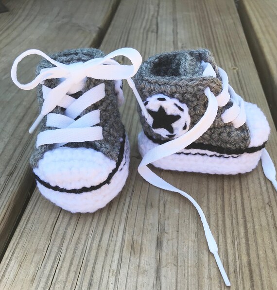 Converse chaussure inspirée, chaussure pour enfant, chaussure de bébé, crochet converser, crochet chaussure, converser, chaussures, bébé, enfant, Converse chaussure inspirée, chaussure pour enfant, chaussure de bébé, crochet converser, crochet chaussure, converser, chaussures, bébé, enfant,