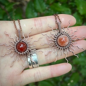 SUN Necklace for Women Carnelian Sunstone Copper Wire Wrapped Pendant Necklace for Men Sun Wire Wrap Necklace Red Sun Rays Necklace Crystal