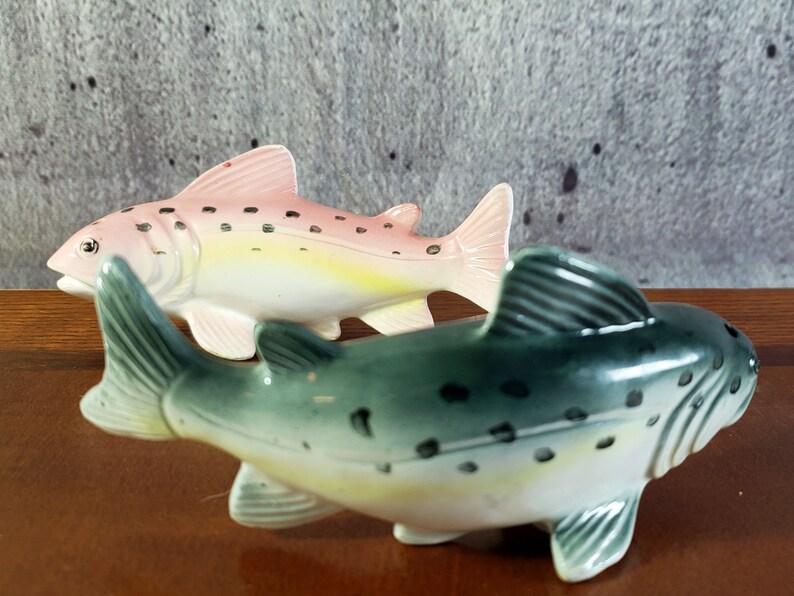 Japan Shakers Vintage Salmon Salt /& Pepper Shakers Ghibli Fish Fish Salt Shaker Set Vintage Souvenir Japanese Fish Ceramic Fish
