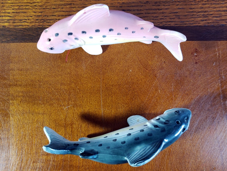 Japan Shakers Vintage Salmon Salt /& Pepper Shakers Ghibli Fish Fish Salt Shaker Set Vintage Souvenir Japanese Fish Ceramic Fish