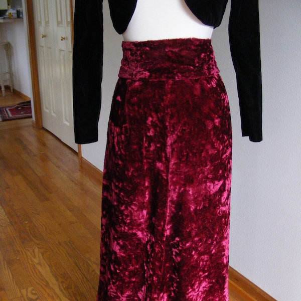 Vintage Burgundy Red Crush Velvet Long Skirt // Belted Maxi Skirt // Floor Length Skirt // High Rise / Steampunk Gothic // S - XS