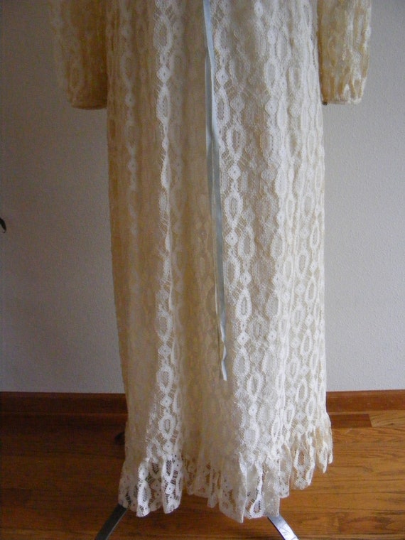 Vintage 1960's Lace Maxi Dress / 60s Mod Dress / … - image 4
