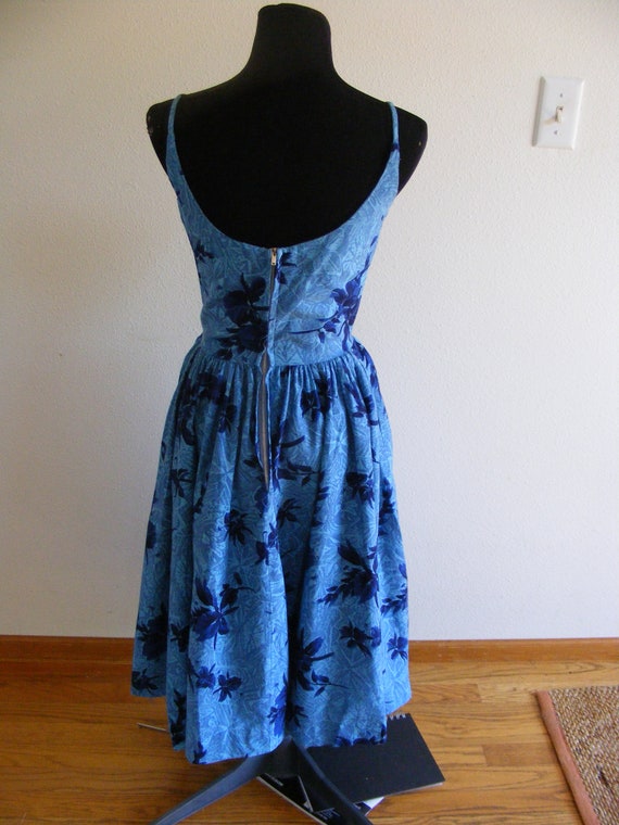 Vintage 1950's 50s Hawaiian Dress / Kamehameha Bl… - image 4