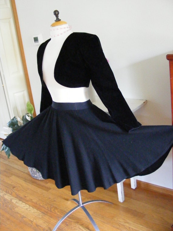 Vintage 1950s 50s Black Wool Full Circle Skirt //… - image 1