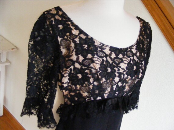 Mid Century Black Lace Illusion Dress / Another A… - image 4