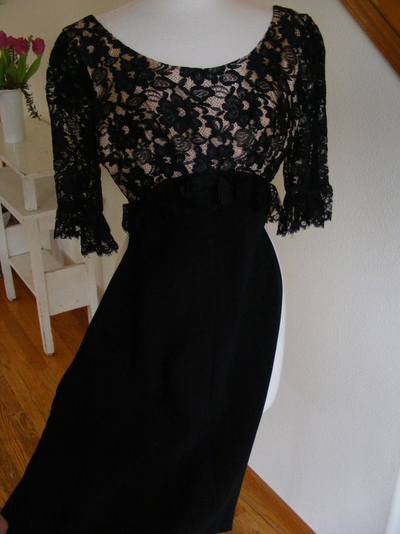 Mid Century Black Lace Illusion Dress / Another A… - image 8