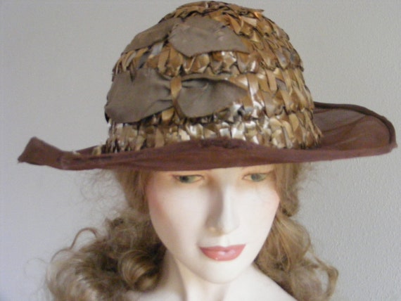 Vintage 1920's 20s Straw Cloche Hat with Sheer Ch… - image 5