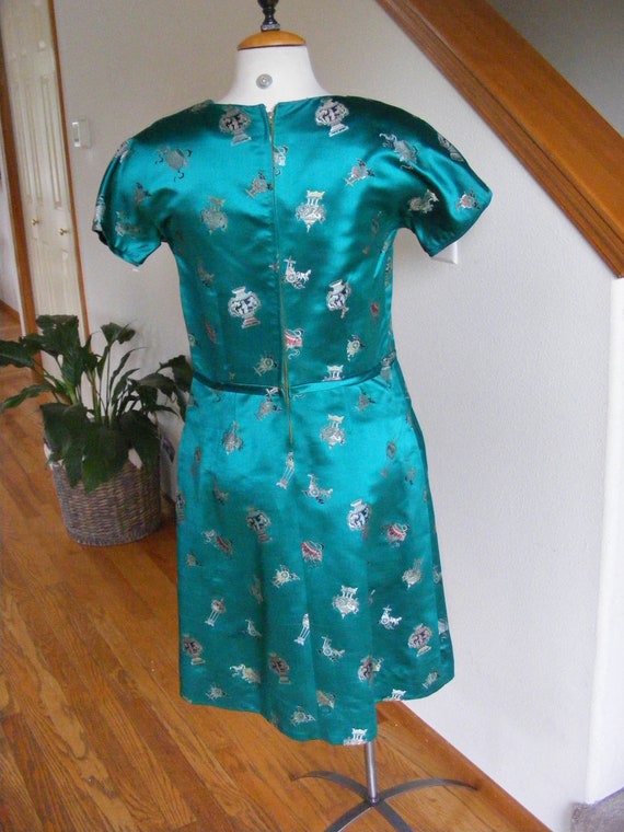 Vintage 1950s 50s Cheongsam Dress / 60s Mod A-lin… - image 3