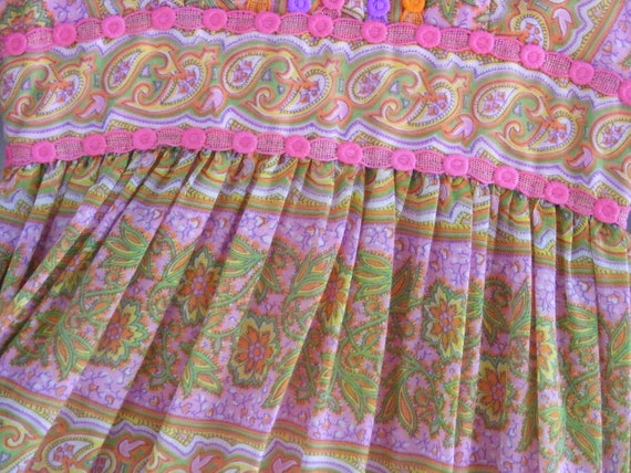 Vintage 1970's Pink Paisely Maxi Dress / Empire B… - image 9