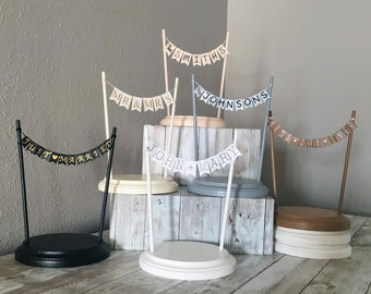 Personalisierter Hochzeitstorte Topper Stand mit Banner