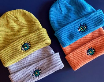Auge Beanie gestickt | Drittes Auge Hut | Augenschmuck | Auge-Liebhaber-Geschenk-Ideen | Senfgelbe Augapfelkappe | Böser Blick