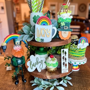 St. Patricks Day Tiered Tray, St. Patricks Day Tier Tray, Tiered Tray Decor, Mini Wood Signs, St. Patricks Day Tiered Tray Decor