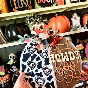 Front Door Decor | Halloween Front Door Wreath | farmhouse Door Hanger | ghost | Fall Wreath | Door Wreath | Housewarming Gift