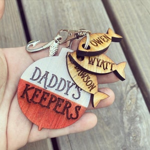 SHIPS NEXT DAY Fishing keychain for Dad-Best Catch Keychain-Father&#39;s Day Gift for Dad Grandpa-Daddy -Hooked on You Daddy!