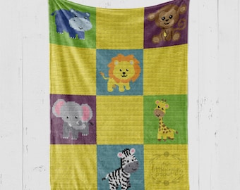 Könnte beinhalten: Eine gelbe, grüne, violette und blaue gehäkelte Babydecke mit einem quadratischen Muster, das verschiedene Tiere zeigt, darunter einen Löwen, eine Giraffe, ein Zebra, einen Affen, einen Elefanten und ein Flusspferd. Die Decke trägt den Text "Little Monkeys Crochet" in einem Kreis.