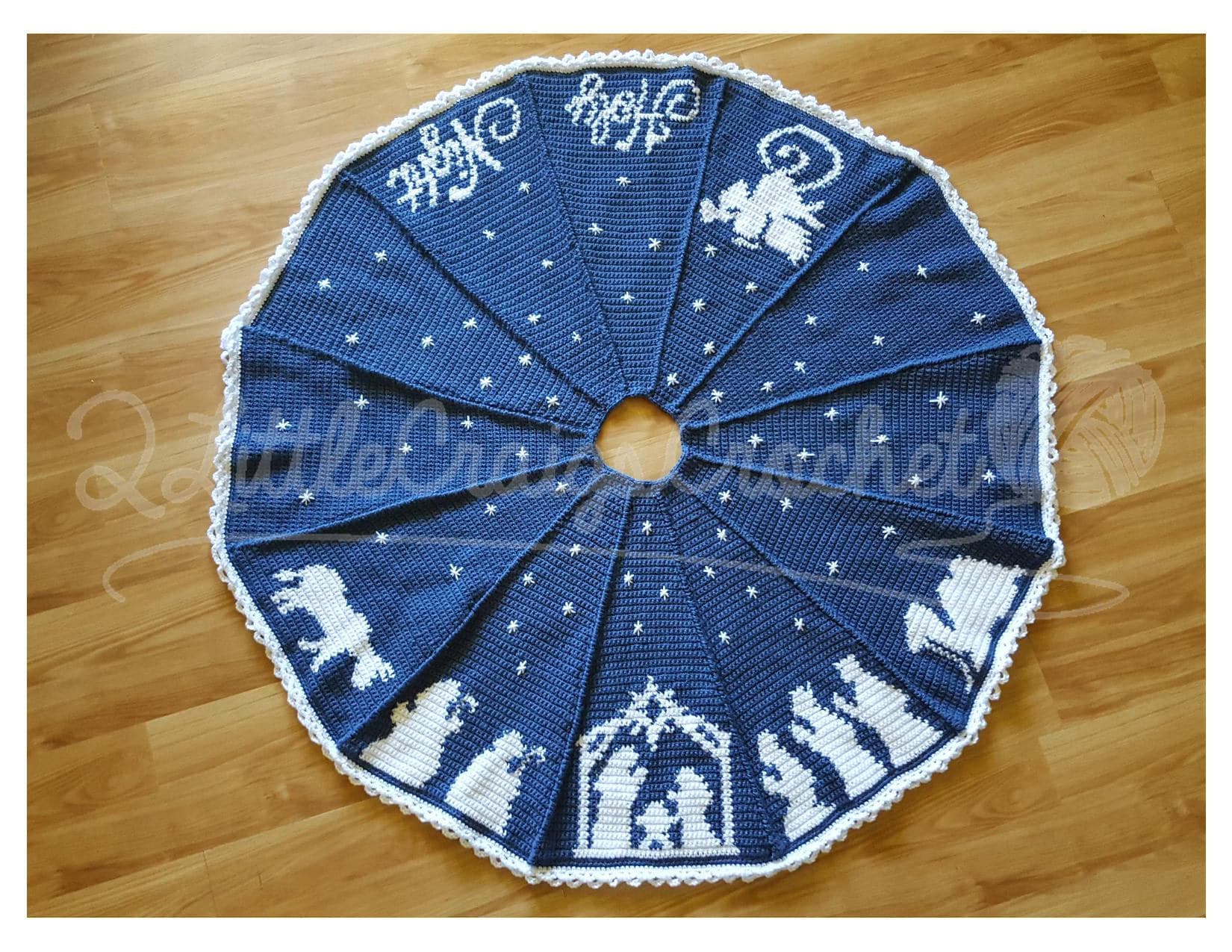 Jupe De Sapin De Noël Bleue – Taille 50 (grande) – The Christmas Shoppe – Fabriquée En Inde