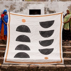Handmade Queen Quilt: Reversible Cotton Bedspread with Kantha Stitching