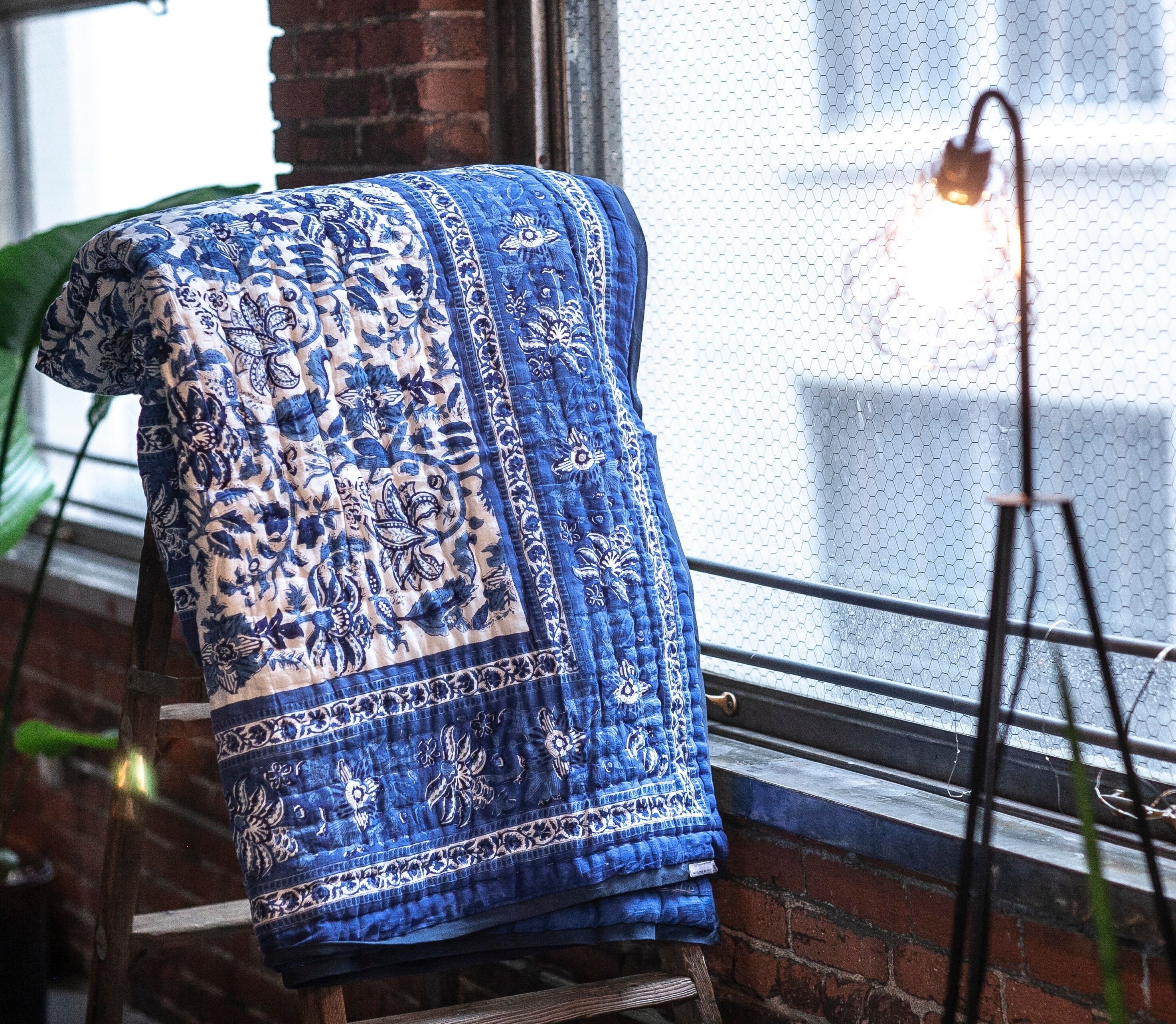 Handmade Floral Bedspread Quilt Set: King/Queen Cotton Shams