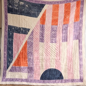 Hand-Block Printed Cotton Kantha Quilt – Abstract Geometric Sun Design, Reversible Modern Boho Bedspread