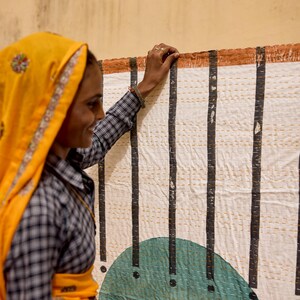 Handgemaakte kantha-deken: 100% katoenen boho-quilt met blokprint afbeelding 6