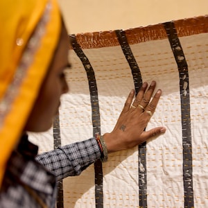 Handgemaakte kantha-deken: 100% katoenen boho-quilt met blokprint afbeelding 10