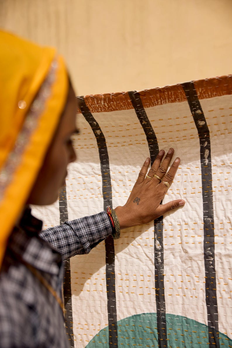 Handgemaakte kantha-deken: 100% katoenen boho-quilt met blokprint afbeelding 10