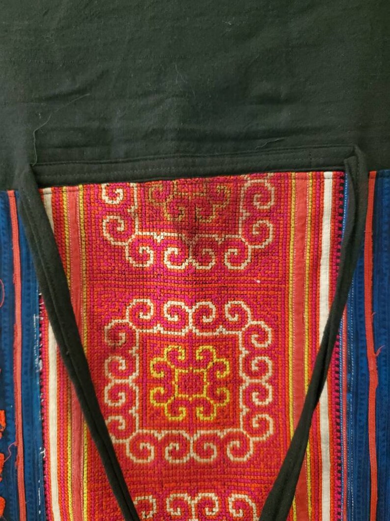 Vintage embroidered hand-woven fisherman style traditional Thai hippie bohemian wrap around skirt