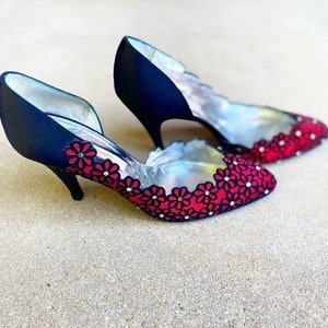 Red bottom heels gucci clearance