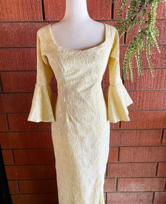 70s Gorgeous Pale Yellow Sequins Bell Sleeve Dress