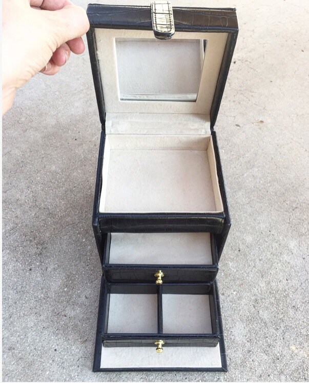 70s Train Case Leather Traveler Jewelry Storage Box / Black Jewelry Box