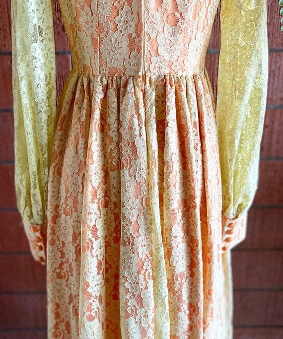 1960s Victorian Style Peach and Mellow Yellow Dre… - image 7