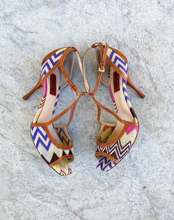 90s Missoni Mixed Pattern Leather Pumps with Stra… - image 3