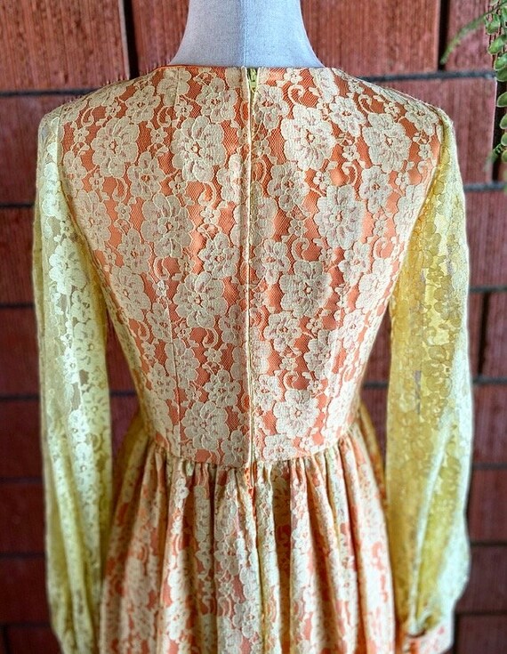 1960s Victorian Style Peach and Mellow Yellow Dre… - image 4