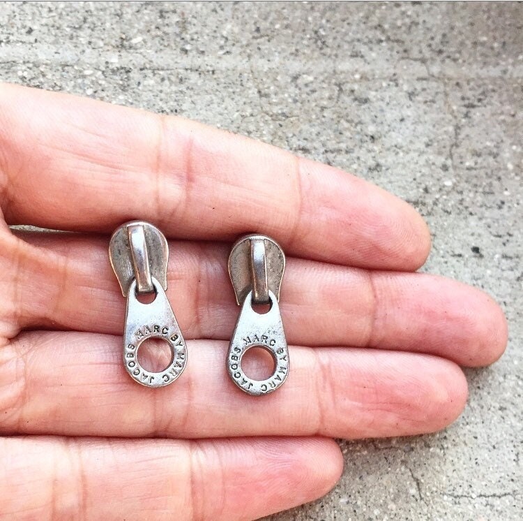 Marc jacobs shop zipper earrings