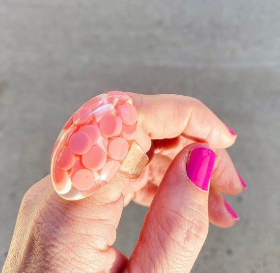 60s Pill Confetti Dot Lucite Ring Size 8.5 US