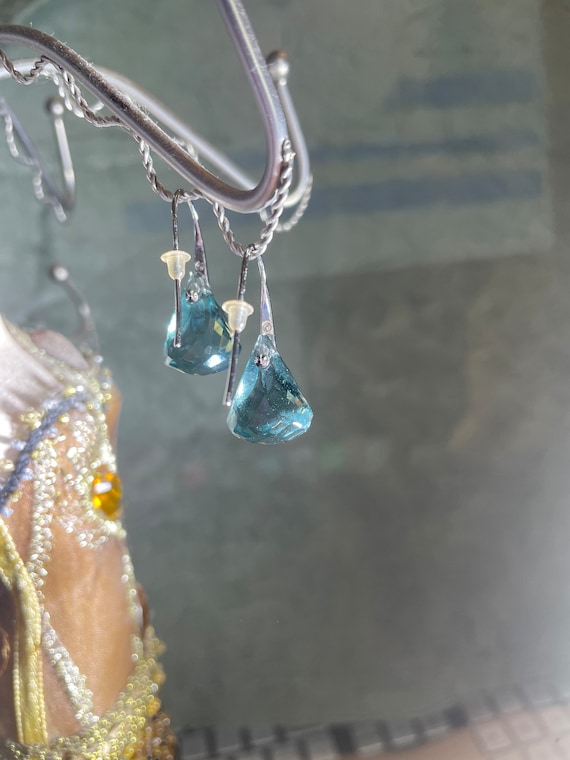 Vintage silver earrings with topaz gem stone- blue
