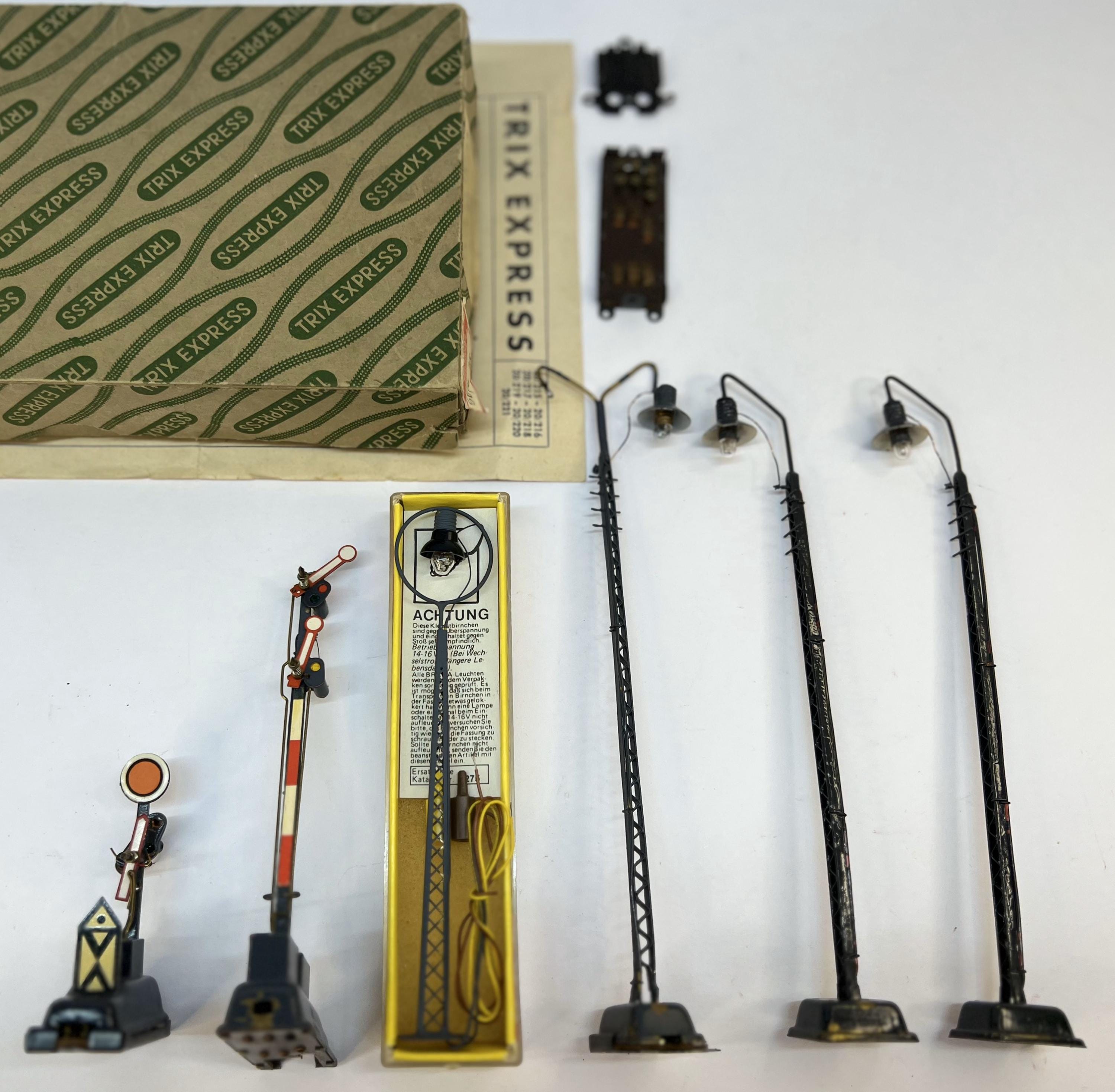 Vintage Railway, Pieces of the Track, 1:87 HO Series, Lima Italy