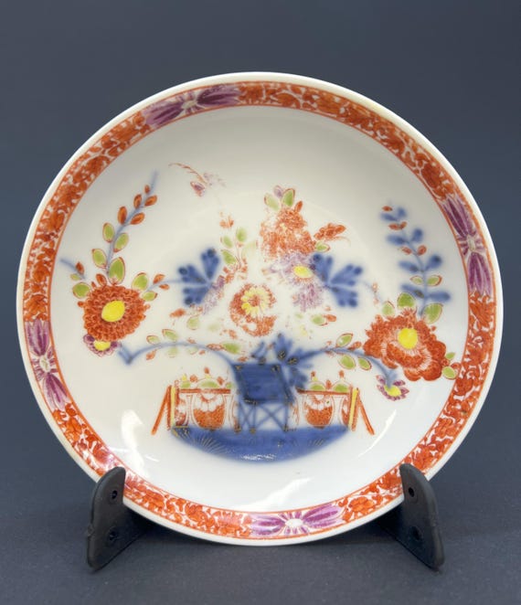 Antique Meissen Saucer, 1740, Tischchenmuster, Kakiemon Imari