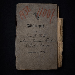 Militärpaß alemão da Primeira Guerra Mundial, soldado nascido em 1894, Frente Ocidental, campanhas do Somme e Cambrai, carimbado e completo, ótima peça de colecionador.