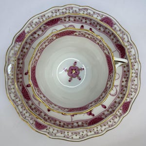 Meissen Indian Flowers Tea Trio (Cup, Saucer, Plate) - 19th Century, Porcelain, I. Choice, Hand-Painted, Collectible antique Set