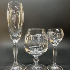 Rare Spiegelau LILIUM Hand-Cut Crystal Glasses – German Elegance, 16th Century Heritage – Sold Individually, Excellent Condition