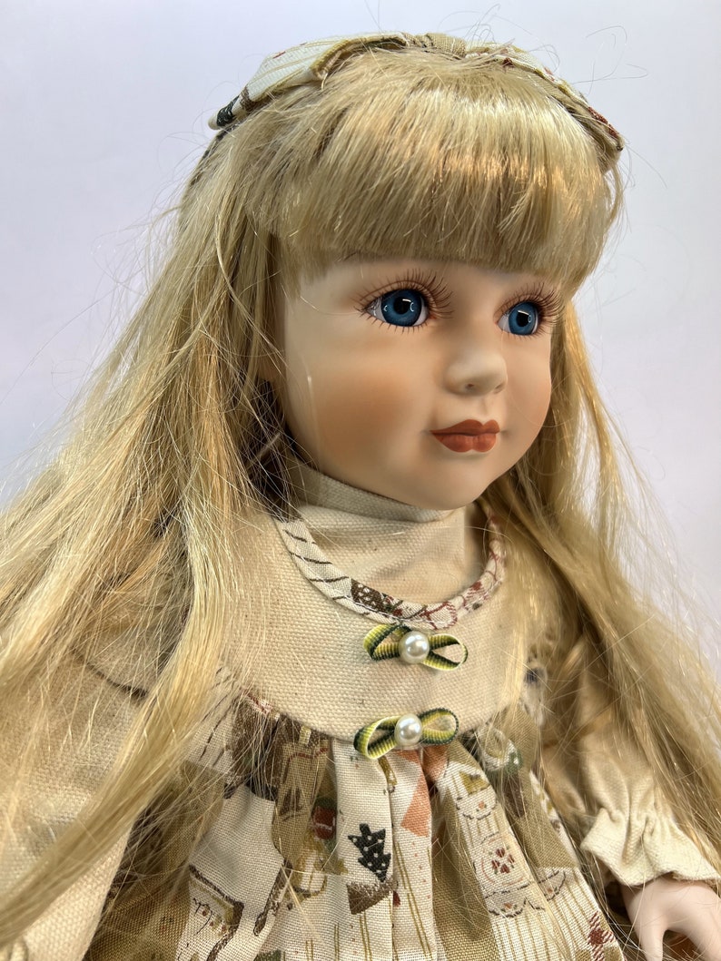 Vintage German Porcelain Doll 80s-90s, Sitting, Art Fashion Doll image 4