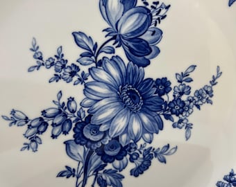 Meissen ブルー花柄 プレート1850〜1860年 保証書付 C−2840 Meissen Blue Flowers Plate – Vintage Porcelain 10.8” Hand-painted