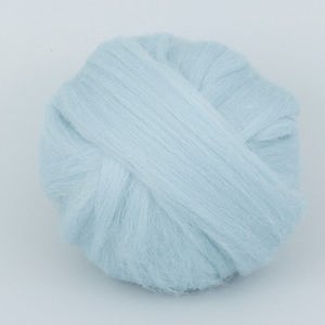LightCyan B126, 24mic merino wool tops, 1.78oz (50gr) for needle felting, wet felting, spinning. 100% wool.
