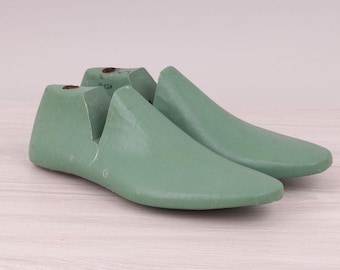 Shoe lasts Model FLASH, for shoe making, USED! V HINGED.