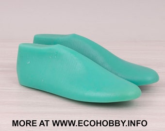 Shoe lasts Mod. 101 for shoe making & felting, used.: