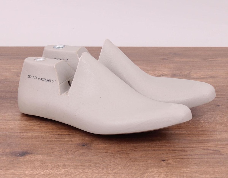 Shoe lasts for Classic shoes, Oxford & Derby style. NEW! image 1