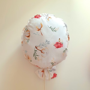 Flowers print Decorative fabric balloon, Wall hanging, Children&#39;s photo prop, Reusable kids balloons, Baby shower gift, Nursery decoration